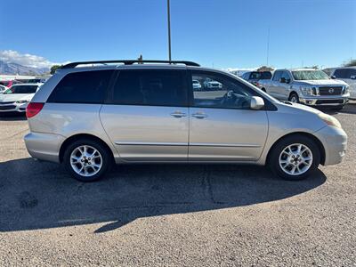 2006 Toyota Sienna XLE Limited 7 Passenger   - Photo 4 - Riverside, CA 92505