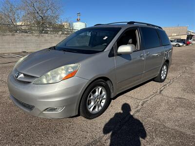 2006 Toyota Sienna XLE Limited 7 Passenger   - Photo 1 - Riverside, CA 92505