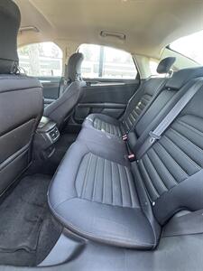 2014 Ford Fusion SE - Photo 9 - Riverside, CA 92505