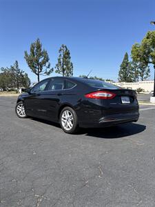 2014 Ford Fusion SE - Photo 4 - Riverside, CA 92505