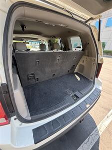 2011 Honda Pilot EX-L   - Photo 10 - Riverside, CA 92505