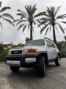 2007 Toyota FJ Cruiser   - Photo 2 - Anaheim, CA 92805