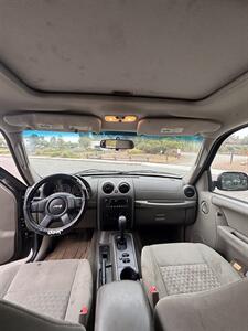 2006 Jeep Liberty Sport   - Photo 8 - Riverside, CA 92505