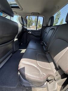 2012 Nissan Frontier PRO-4X   - Photo 9 - Riverside, CA 92505