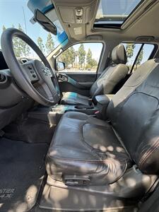 2012 Nissan Frontier PRO-4X   - Photo 8 - Riverside, CA 92505