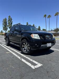 2012 Nissan Frontier PRO-4X   - Photo 2 - Riverside, CA 92505