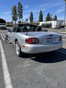 2003 Mazda MX-5 Miata SE   - Photo 3 - Riverside, CA 92505