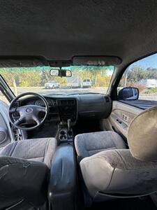 2004 Toyota Tacoma PreRunner V6 4dr Double Cab PreRunner V6   - Photo 7 - Anaheim, CA 92805