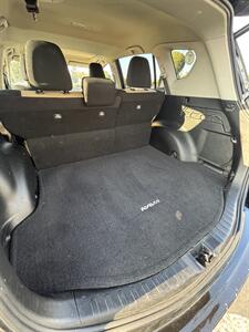 2016 Toyota RAV4 XLE   - Photo 10 - Riverside, CA 92505