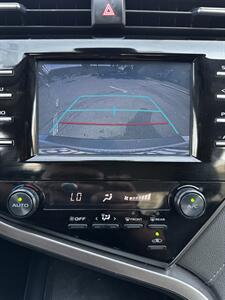 2019 Toyota Camry SE   - Photo 10 - Riverside, CA 92505