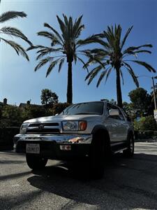 1999 Toyota 4Runner SR5   - Photo 2 - Anaheim, CA 92805