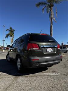 2012 Kia Sorento LX   - Photo 4 - Riverside, CA 92505