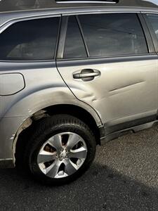 2011 Subaru Outback 3.6R Limited   - Photo 5 - Riverside, CA 92505