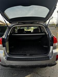 2011 Subaru Outback 3.6R Limited   - Photo 10 - Riverside, CA 92505