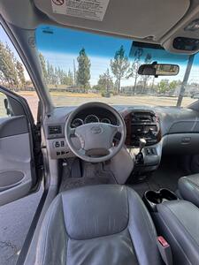 2004 Toyota Sienna XLE 7 Passenger - Photo 11 - Riverside, CA 92505