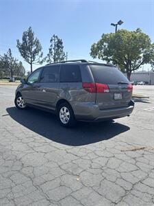 2004 Toyota Sienna XLE 7 Passenger - Photo 3 - Riverside, CA 92505
