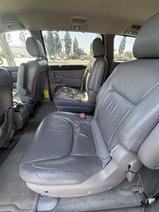 2004 Toyota Sienna XLE 7 Passenger - Photo 8 - Riverside, CA 92505