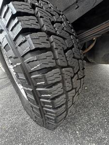 2002 Ford Excursion Limited   - Photo 14 - Riverside, CA 92505