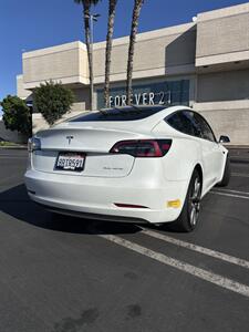 2020 Tesla Model 3 Long Range - Photo 13 - Riverside, CA 92505