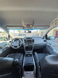 2013 Toyota Sienna SE 8-Passenger - Photo 9 - Riverside, CA 92505