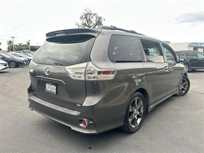 2013 Toyota Sienna SE 8-Passenger   - Photo 5 - Riverside, CA 92505