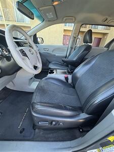 2013 Toyota Sienna SE 8-Passenger - Photo 7 - Riverside, CA 92505
