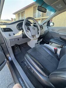 2013 Toyota Sienna SE 8-Passenger - Photo 5 - Riverside, CA 92505