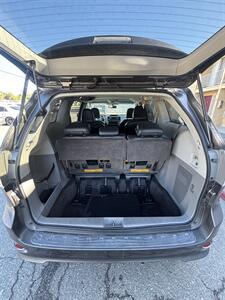 2013 Toyota Sienna SE 8-Passenger - Photo 15 - Riverside, CA 92505