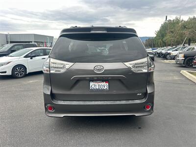 2013 Toyota Sienna SE 8-Passenger   - Photo 6 - Riverside, CA 92505