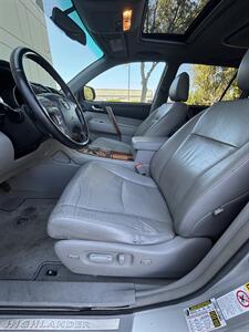 2010 Toyota Highlander Limited - Photo 6 - Riverside, CA 92505
