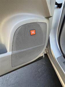 2010 Toyota Highlander Limited - Photo 12 - Riverside, CA 92505