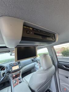 2010 Toyota Highlander Limited - Photo 11 - Riverside, CA 92505
