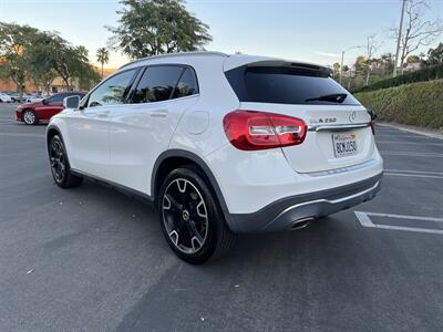 2018 Mercedes-Benz GLA GLA 250   - Photo 3 - Riverside, CA 92505