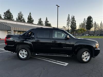 2013 Chevrolet Avalanche LT Black Diamond   - Photo 5 - Riverside, CA 92505
