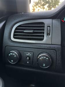 2013 Chevrolet Avalanche LT Black Diamond   - Photo 22 - Riverside, CA 92505