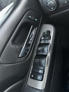 2013 Chevrolet Avalanche LT Black Diamond   - Photo 20 - Riverside, CA 92505