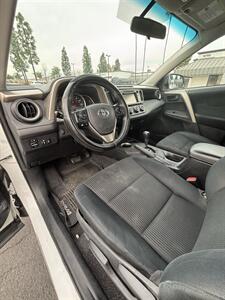 2015 Toyota RAV4 LE AWD   - Photo 6 - Riverside, CA 92505