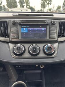 2015 Toyota RAV4 LE AWD   - Photo 10 - Riverside, CA 92505