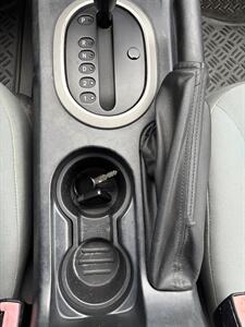 2007 Ford Escape XLT - Photo 10 - Riverside, CA 92505