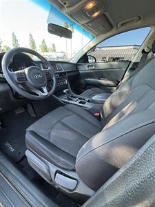 2016 Kia Optima LX   - Photo 5 - Riverside, CA 92505