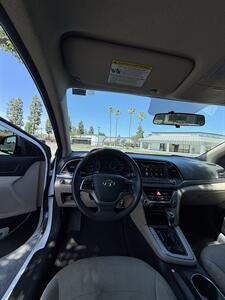2017 Hyundai ELANTRA SE - Photo 14 - Riverside, CA 92505