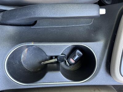 2017 Hyundai ELANTRA SE - Photo 9 - Riverside, CA 92505