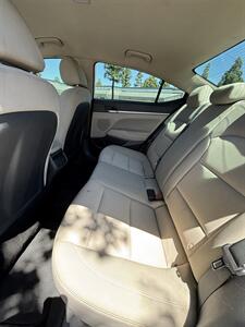 2017 Hyundai ELANTRA SE - Photo 13 - Riverside, CA 92505