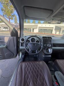 2004 Honda Element EX   - Photo 16 - Riverside, CA 92505