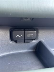 2004 Honda Element EX   - Photo 10 - Riverside, CA 92505