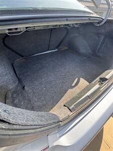 2001 Honda Civic DX   - Photo 11 - Riverside, CA 92505