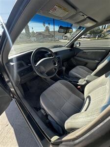 1998 Toyota Camry LE   - Photo 5 - Riverside, CA 92505