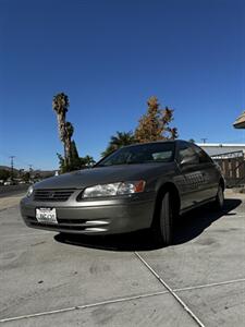 1998 Toyota Camry LE   - Photo 2 - Riverside, CA 92505