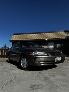 1998 Toyota Camry LE   - Photo 1 - Riverside, CA 92505