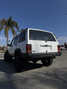 1993 Jeep Cherokee Sport   - Photo 4 - Riverside, CA 92505